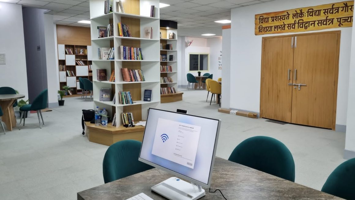 डीएम मयूर दीक्षित के प्रयासों से लौट आई श्रीदेव सुमन जिला पुस्तकालय की रौनक