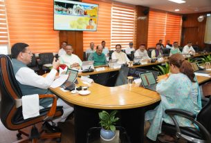 सीएम धामी की अध्यक्षता में कैबिनेट के बड़े फैसले, ऊर्जा बचत और आत्मनिर्भर अर्थव्यवस्था पर फोकस