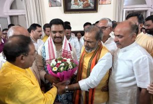 मेरठ को बेहतर से बेहतरीन बनाना योगी सरकार का लक्ष्य, कानून व्यवस्था सर्वोच्च प्राथमिकता: असीम अरुण,प्रभारी मंत्री