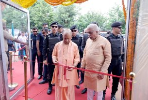 मुख्यमंत्री योगी आदित्यनाथ ने यूपी टेक्सटाइल कॉन्क्लेव-2026 का किया शुभारंभ, निवेश और नवाचार पर जोर